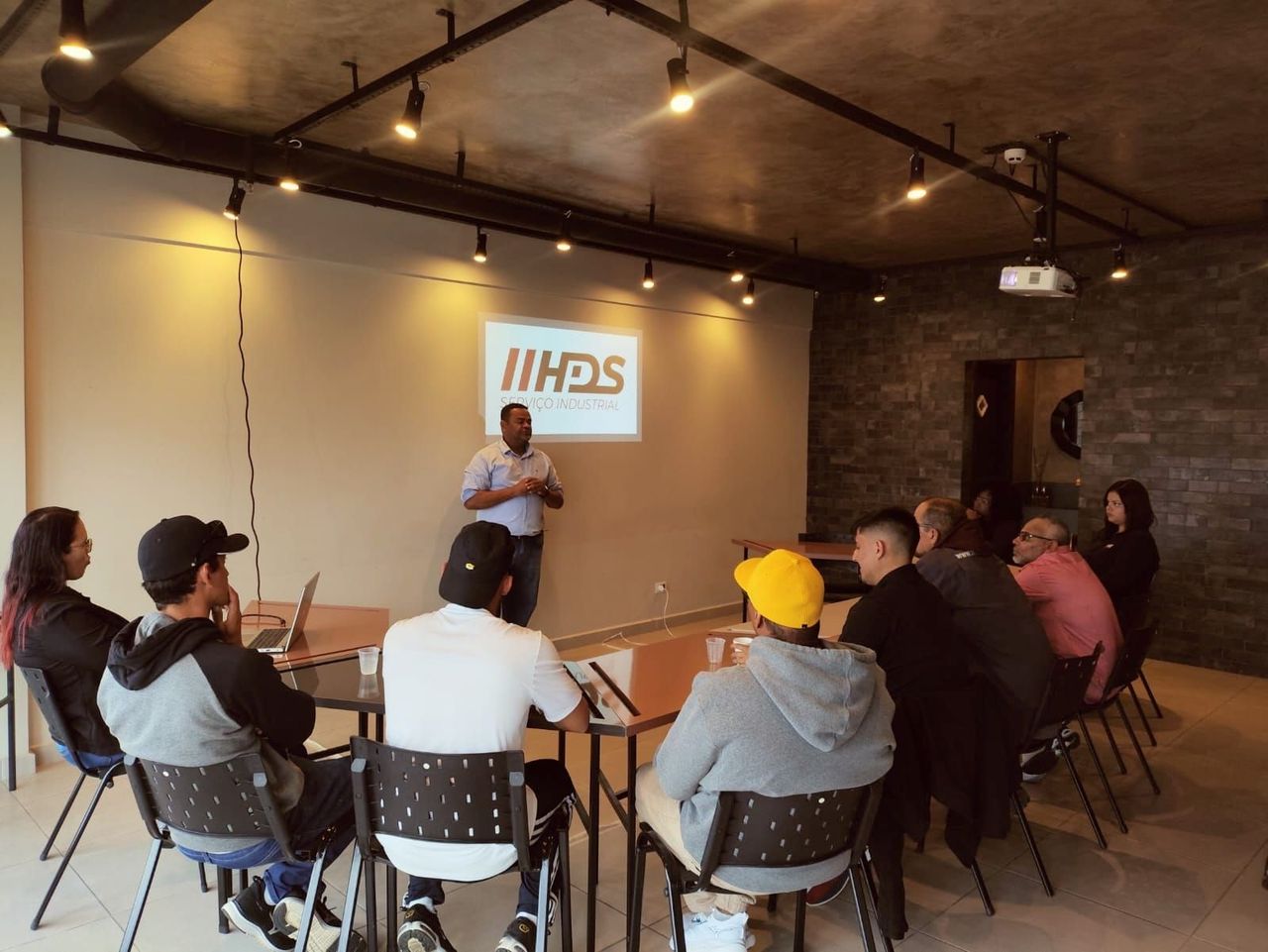 Reunião HDS Serviços Industriais - Imagem 1